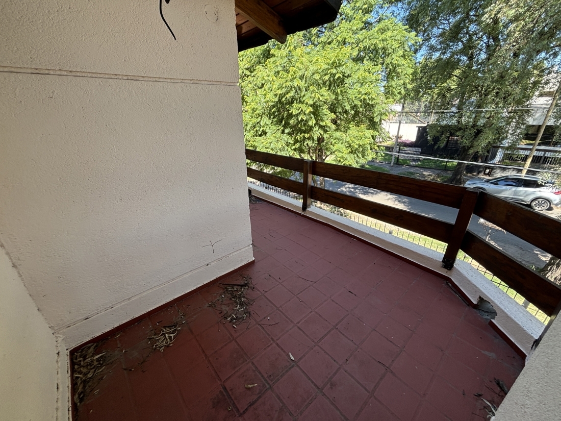 CASA EN VENTA CERRO DE LAS ROSAS TELESFORO UBIOS 4 DORMITORIOS