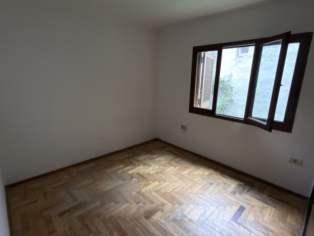 CASA EN VENTA HOUSING ARGUELLO 3 DORMITORIOS CON PILETA