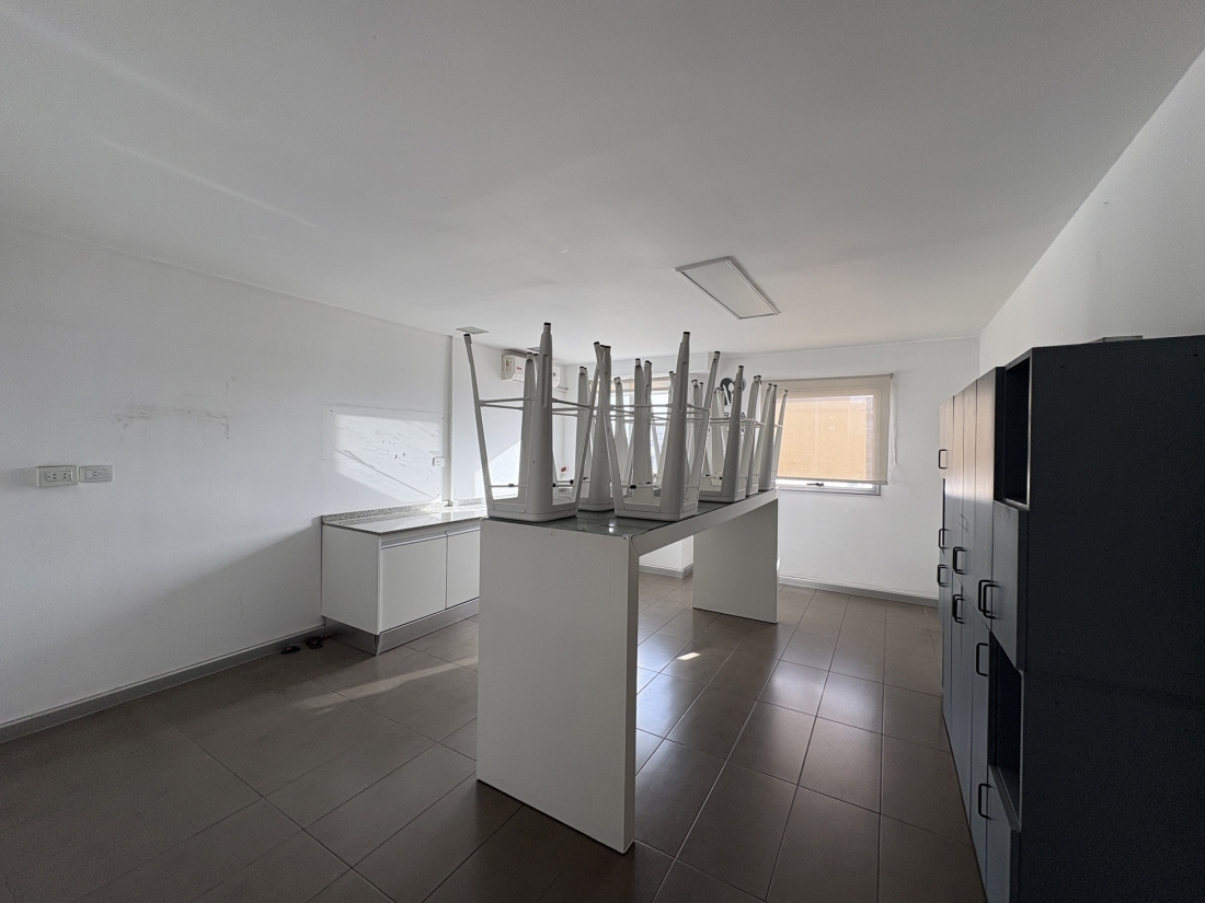 OFICINAS EN VENTA - EDIFICIO FARO DE OLMOS