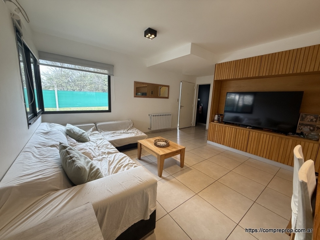 D�PLEX EN VENTA 4 DORMITORIOS VALLE ESCONDIDO ALTOS DEL BARRANCO