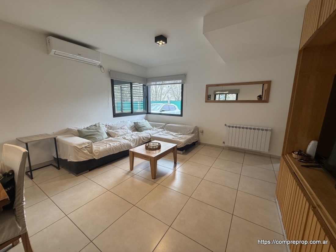 D�PLEX EN VENTA 4 DORMITORIOS VALLE ESCONDIDO ALTOS DEL BARRANCO