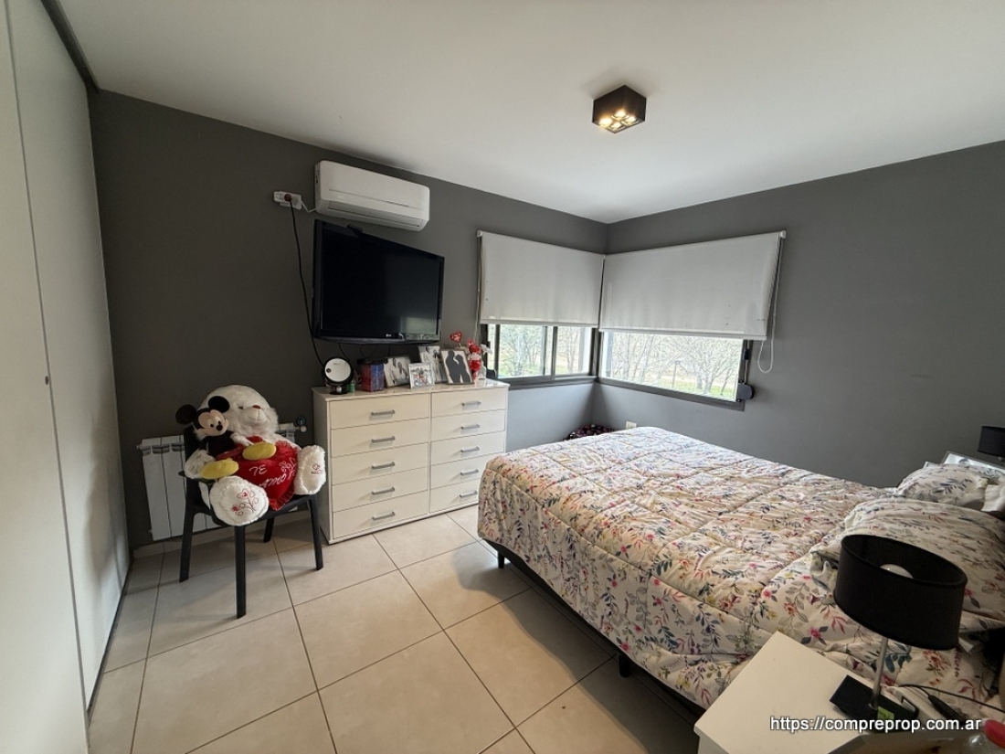 D�PLEX EN VENTA 4 DORMITORIOS VALLE ESCONDIDO ALTOS DEL BARRANCO