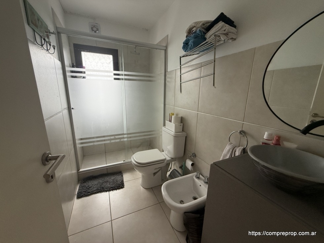 D�PLEX EN VENTA 4 DORMITORIOS VALLE ESCONDIDO ALTOS DEL BARRANCO
