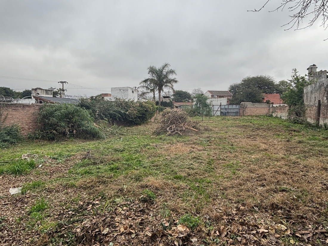 TERRENO CON CASA EN VENTA ARG�ELLO 1200m2 APTO CR�DITO