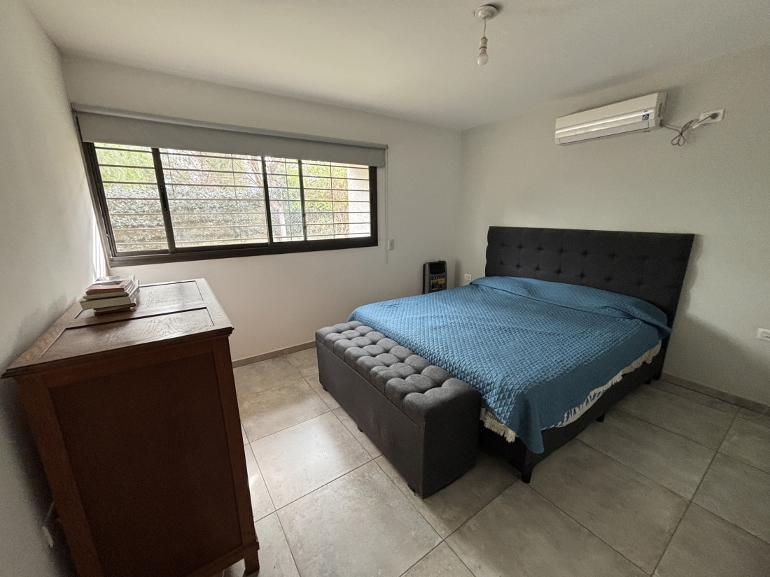 CASA EN VENTA 2 DORMITORIOS VILLA RIVERA INDARTE