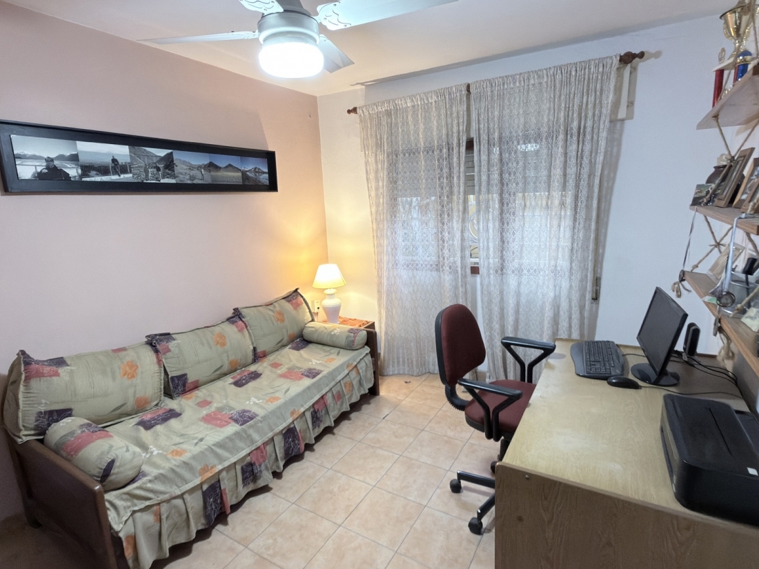 CASA EN VENTA BARRIO SAN MART�N | 3 DORMITORIOS + GRAN JARD�N