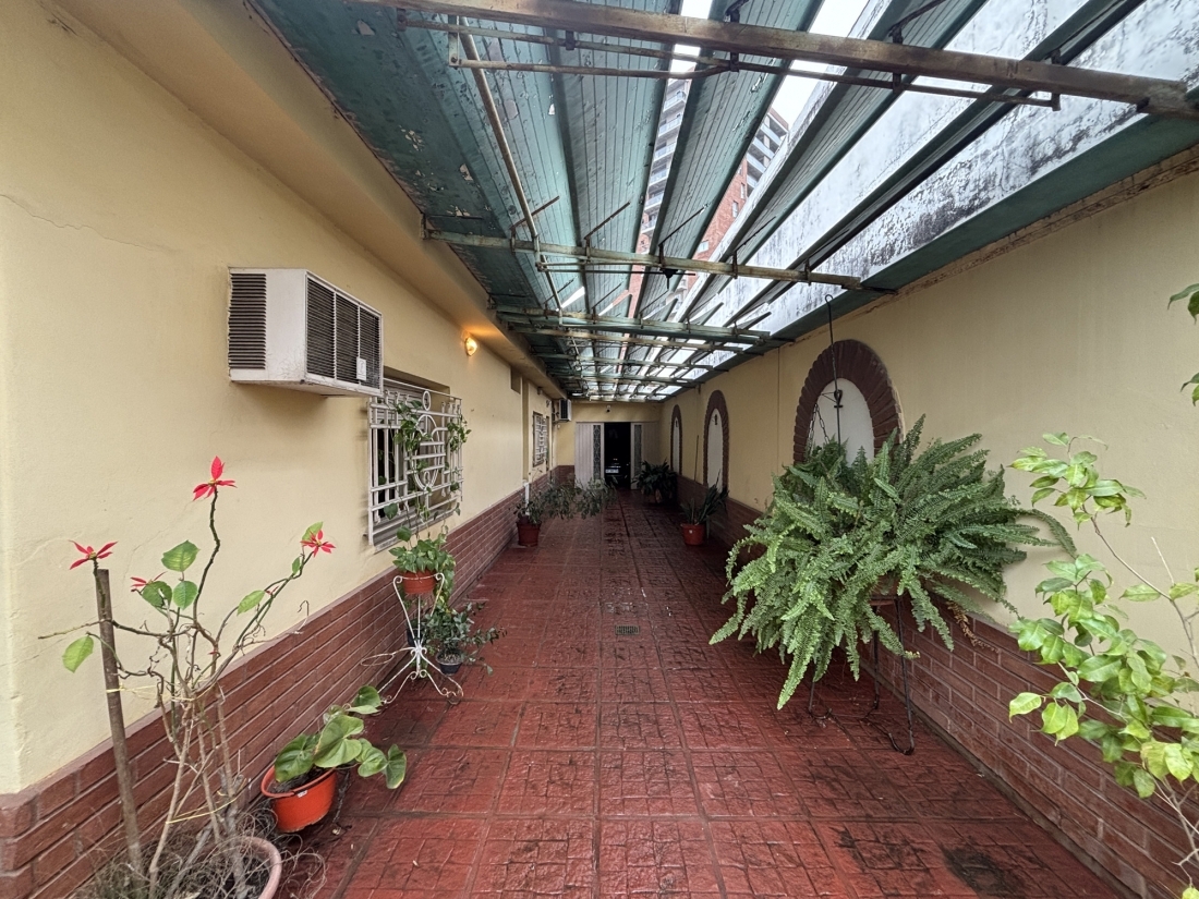 CASA EN VENTA BARRIO SAN MART�N | 3 DORMITORIOS + GRAN JARD�N