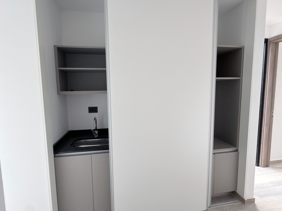 D�PLEX DE LUJO EN VENTA 3 DORMITORIOS - BARRIO PRIVADO LA LUISITA