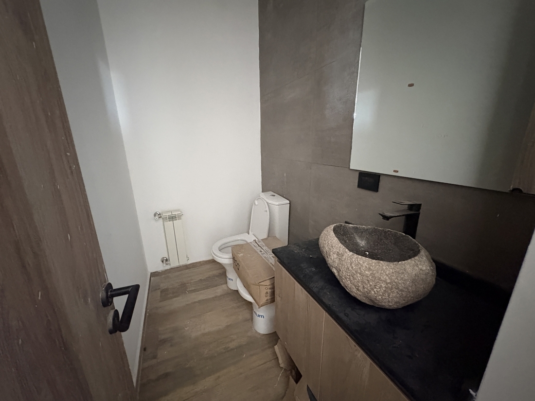 D�PLEX DE LUJO EN VENTA 3 DORMITORIOS - BARRIO PRIVADO LA LUISITA