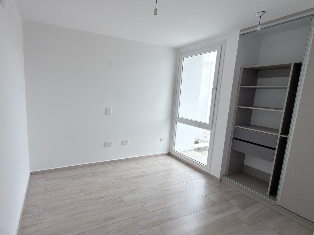 D�PLEX EN VENTA LA CALANDRIA 2 DORMITORIOS