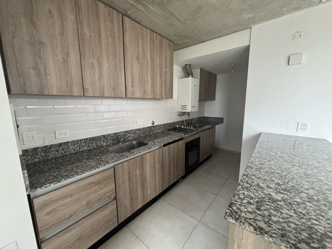 D�PLEX EN VENTA LA CALANDRIA 2 DORMITORIOS