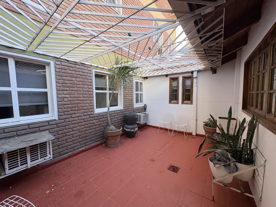 GRAN PROPIEDAD EN VENTA | CENTRO | IDEAL USO M�DICO/LABORATORIO O USO 