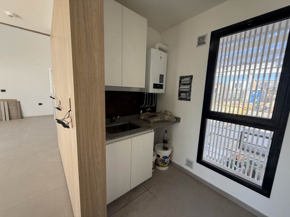 CASA EN VENTA EN DOCTA | 2 DORMITORIOS + PILETA | DISE�O Y CALIDAD