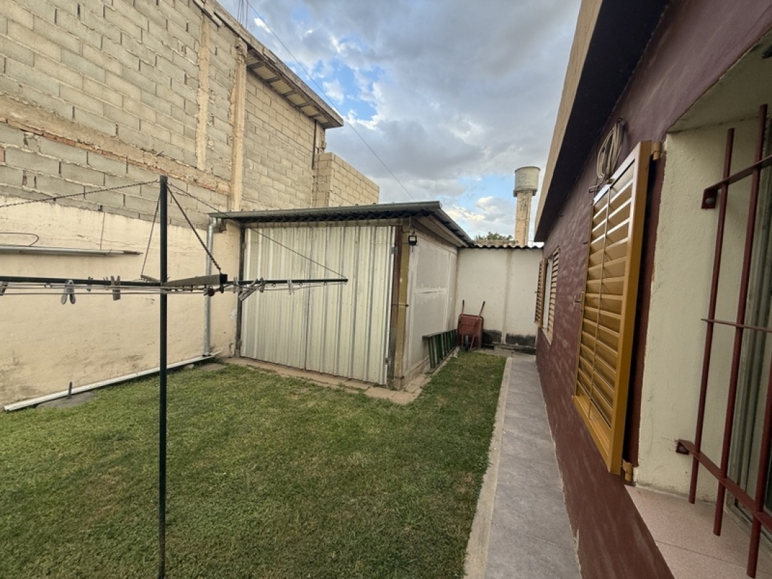 CASA EN VENTA EN VILLA CORN� | 3 DORMITORIOS EN UNA SOLA PLANTA