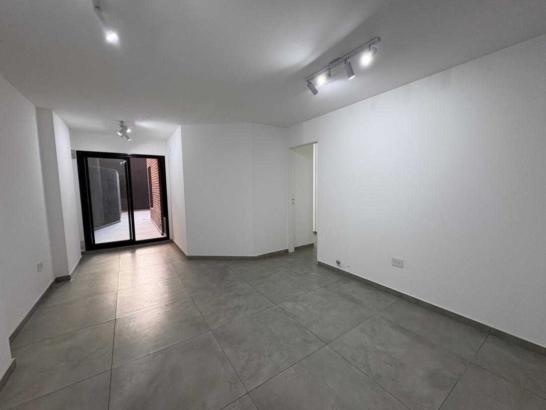 DEPARTAMENTO CON PATIO A ESTRENAR - NUEVA C�RDOBA 2 DORMITORIOS