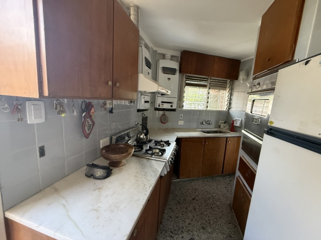 CASA EN VENTA - 1400 m2 - SALIDA DIRECTA AL LAGO | CARLOS PAZ