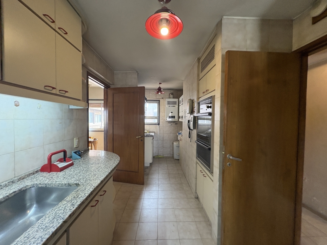 DEPARTAMENTO EN VENTA EN NUEVA C�RDOBA | PISO COMPLETO + 2 COCHERAS