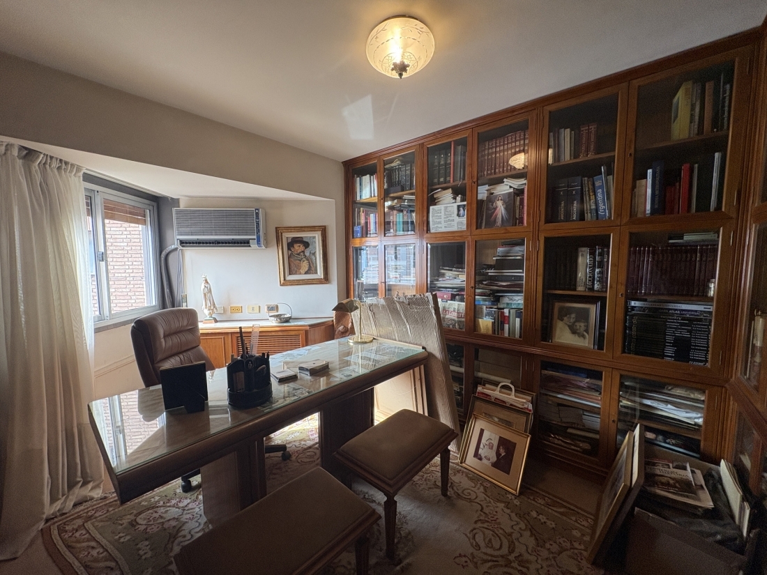 DEPARTAMENTO EN VENTA EN NUEVA C�RDOBA | PISO COMPLETO + 2 COCHERAS