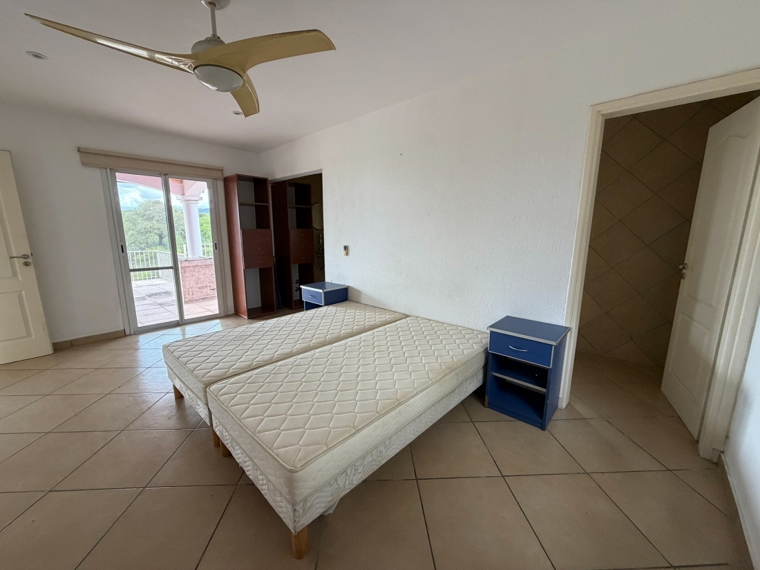 CASA EN VENTA | LA ESCONDIDA � FALDA DEL CARMEN | 8.000 m�