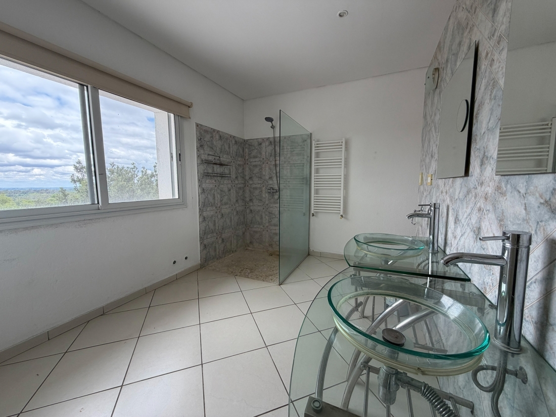 CASA EN VENTA | LA ESCONDIDA � FALDA DEL CARMEN | 8.000 m�