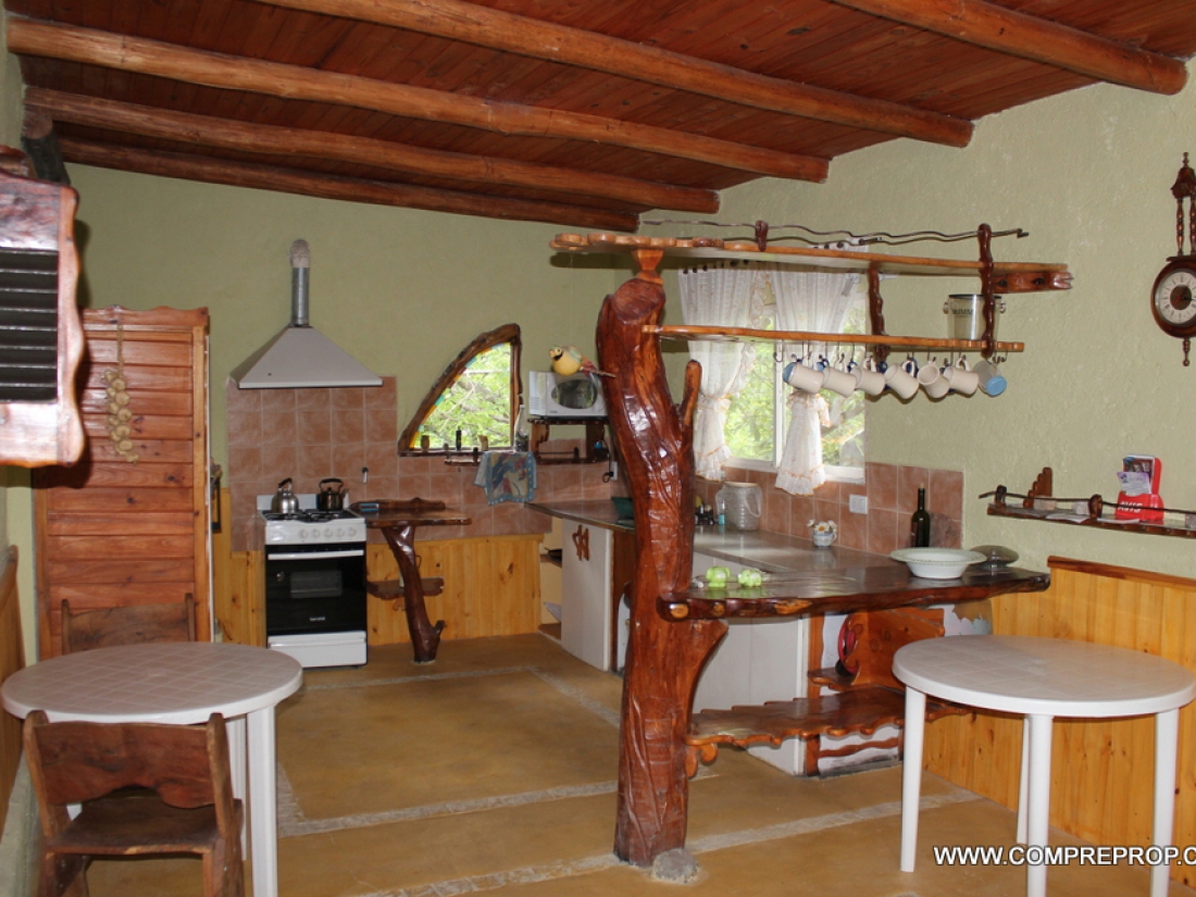 VENTA COMPLEJO TURSTICO EN LOS MOLLES- VILLA LAS ROSAS-TRASLASIERRA 