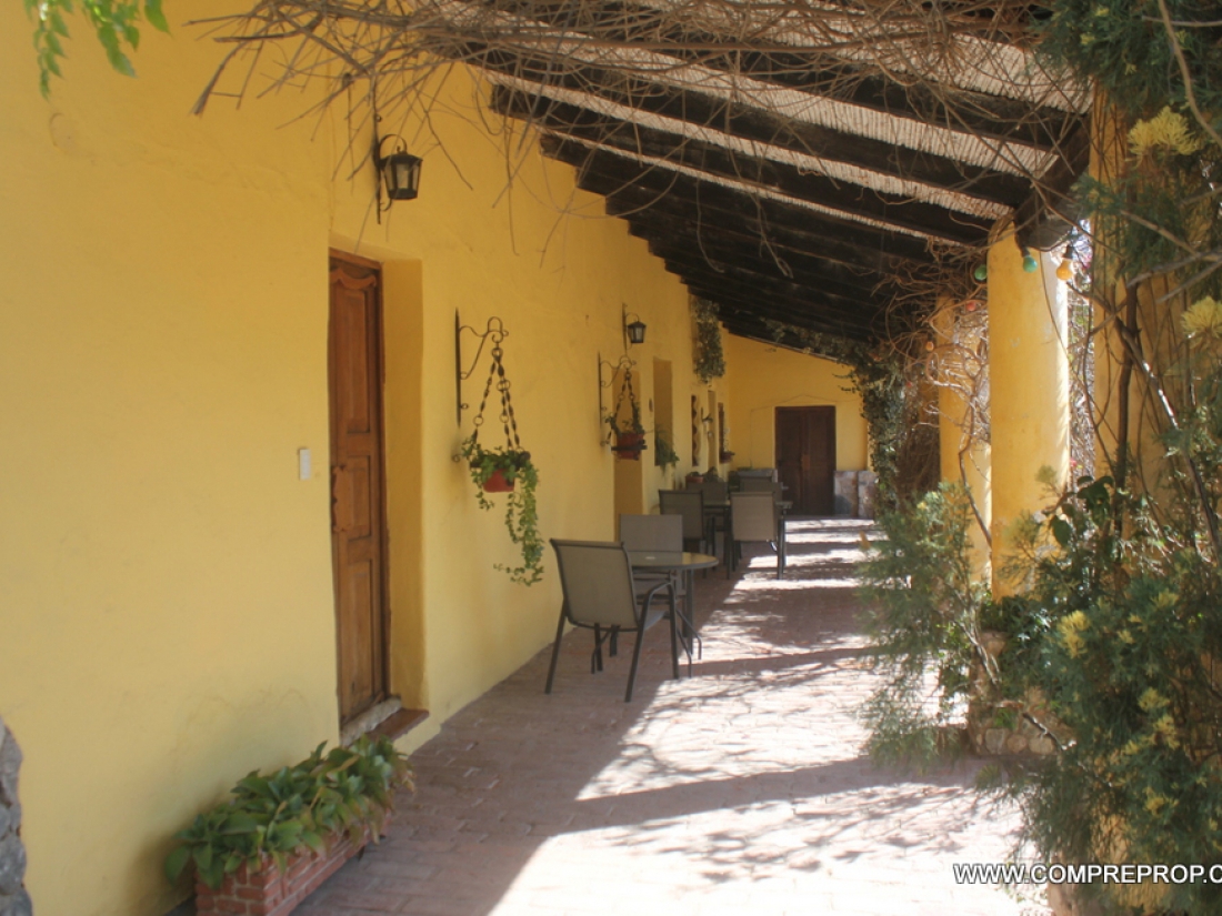 VENTA COMPLEJO TURSTICO EN LOS MOLLES- VILLA LAS ROSAS-TRASLASIERRA 